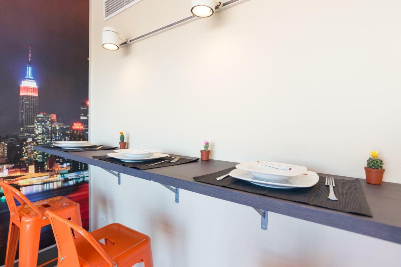 Apartmán Gr3-Renovated Apt Next To Old Town With Cozy Terrace Màlaga Exteriér fotografie